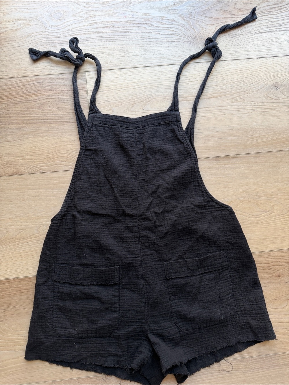 Women’s Billabong Black Tie-Strap Linen Romper